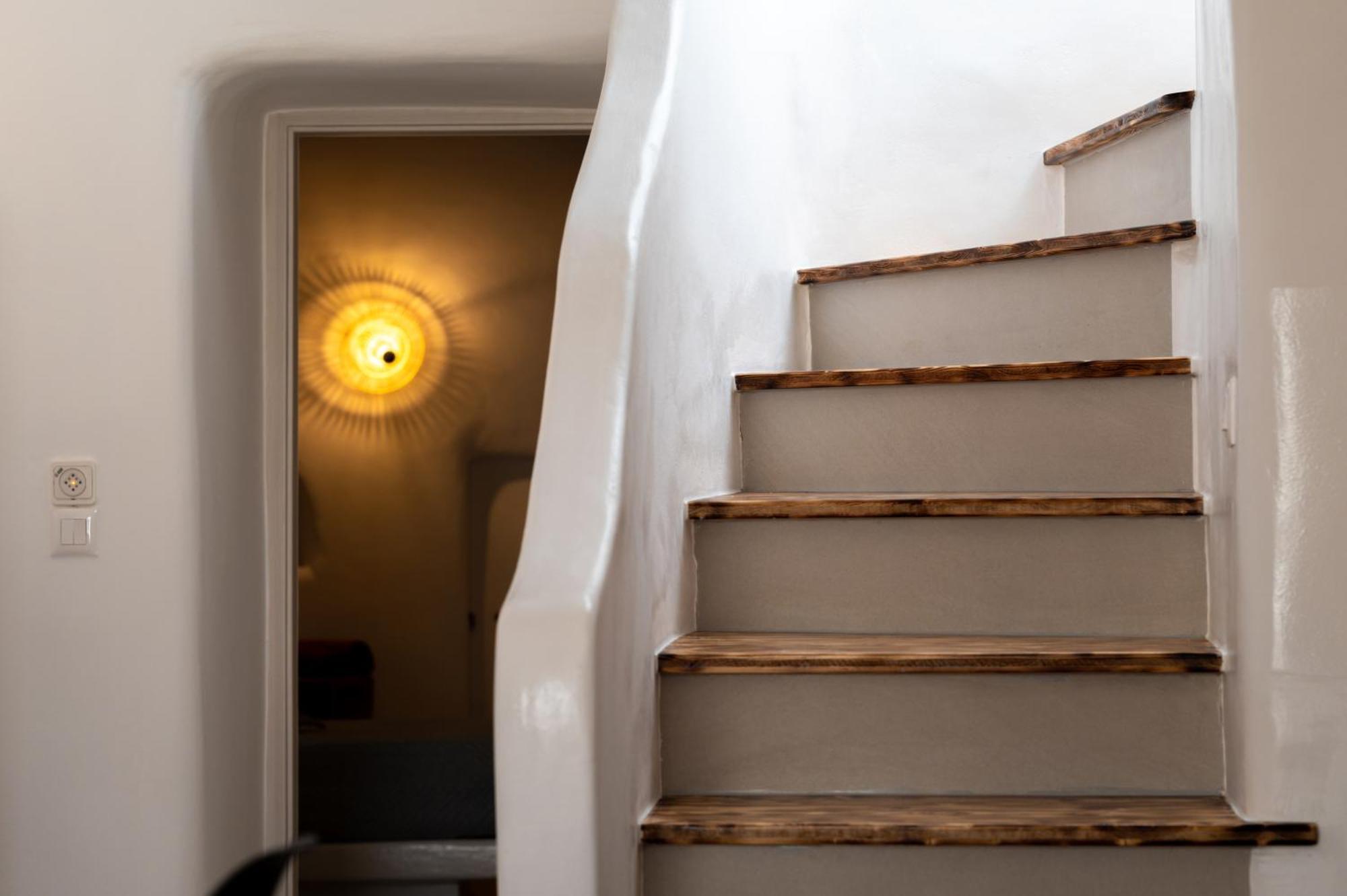 Deep Cave Suites Kontochori Fira  Eksteriør billede